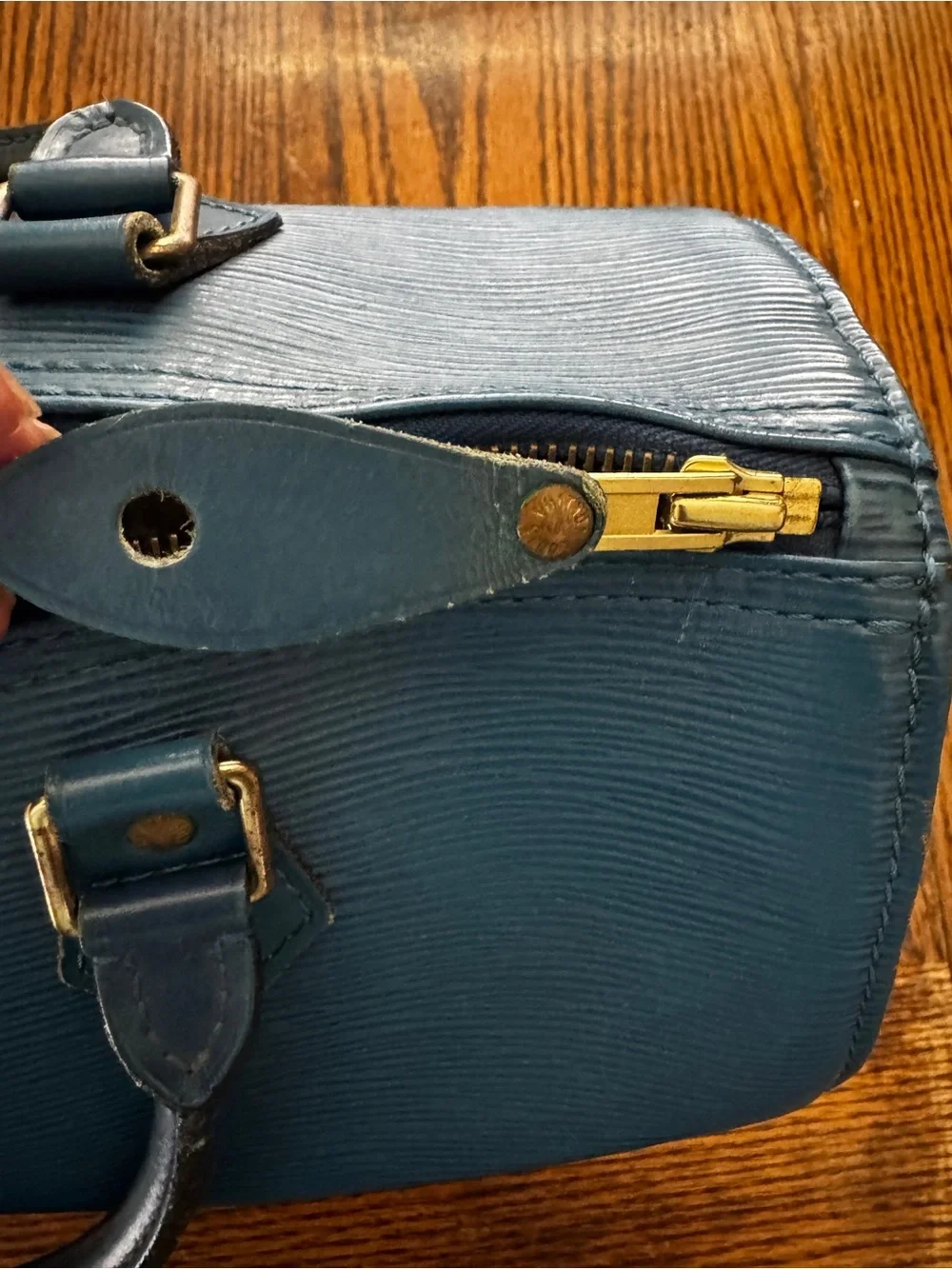 Louis Vuitton structured epi
